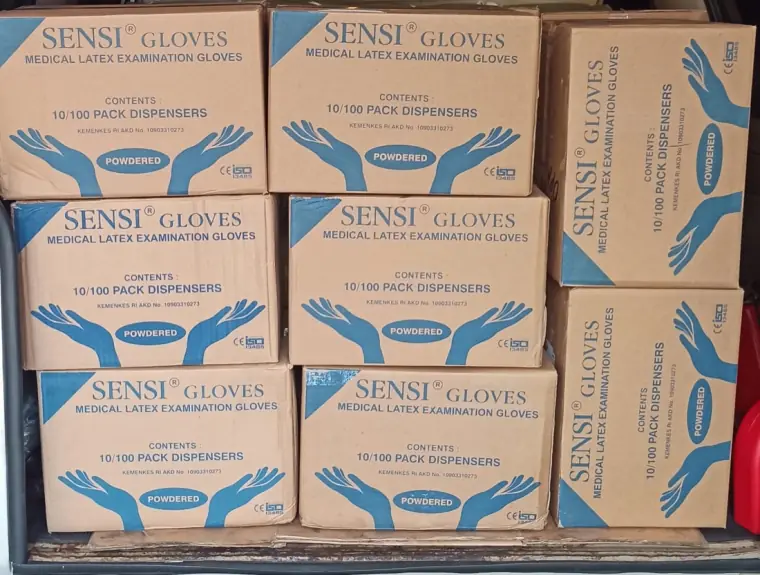 Kardus sarung tangan latex Sensi Gloves