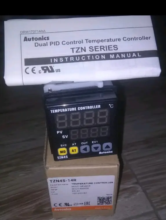 Temperature controller Autonics TZN4S